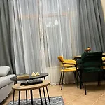 Roar Apartment